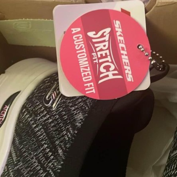 BRAND NEW women skechers arch fit vista inspiration slip on shoes size US 7.5 - Picture 4 of 9